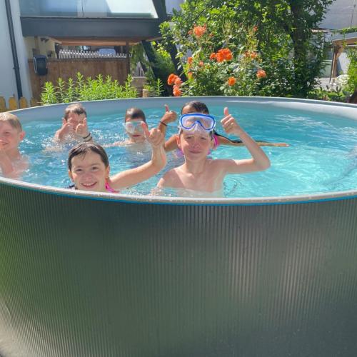Poolparty